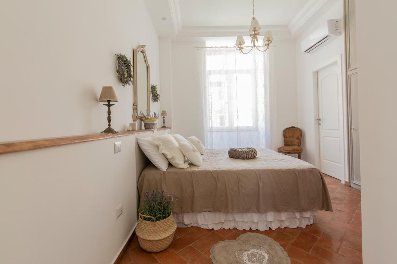 B&B Dimora Mazzarino Naples Luaran gambar